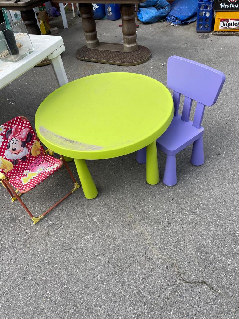 Table pour enfants avec chaise assortie, Enlèvement, Comme neuf
