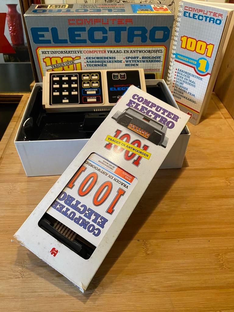 Ordinateur électronique, Hobby & Loisirs créatifs, Jeux de société | Jeux de cartes, Comme neuf, Enlèvement ou Envoi