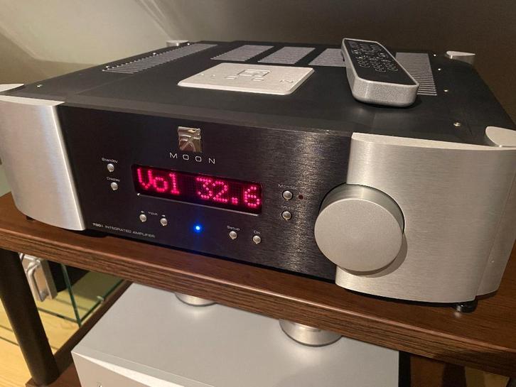 Moon 700i v2, Audio, Tv en Foto, Versterkers en Ontvangers, Zo goed als nieuw, Stereo, 120 watt of meer, Ophalen