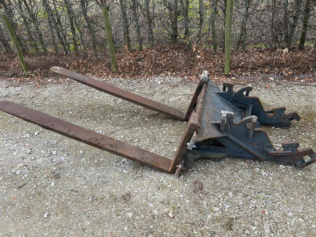 Palletvorken cw 30, Ophalen