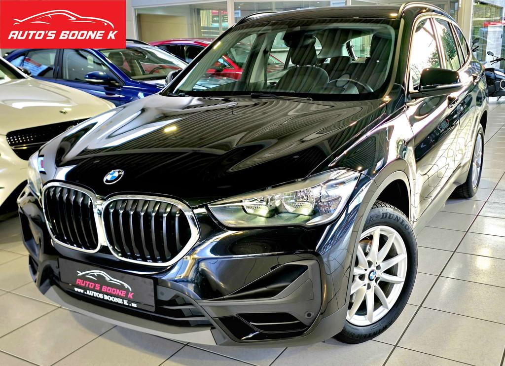 BMW X1 X1 1.5i sDrive18/ Navigatie / Parkeesensoren / PDC, X1, 135 pk, Gebruikt, https://public.car-pass.be/vhr/0b9ba742-7ebd-4fb4-a1af-3fb4136d7b30