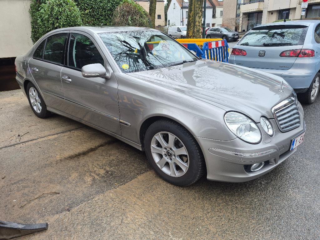 Mercedes E 280 essence V6  3 litres, Autos, Cuir, Achat, 4 portes, 6 cylindres