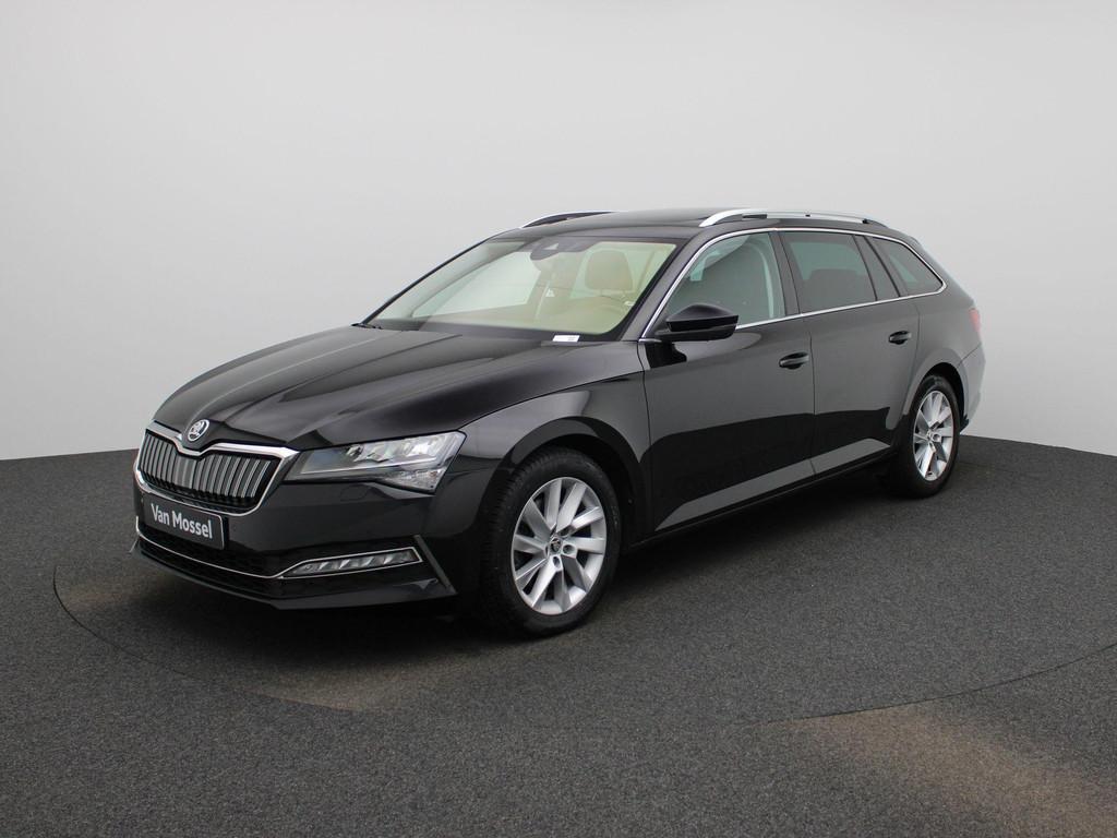 Skoda Superb Combi 1.4 TSI iV 160kW DSG6 Clever+ Camera | Pa, Auto's, Stof, Gebruikt, Zwart, 4 cilinders