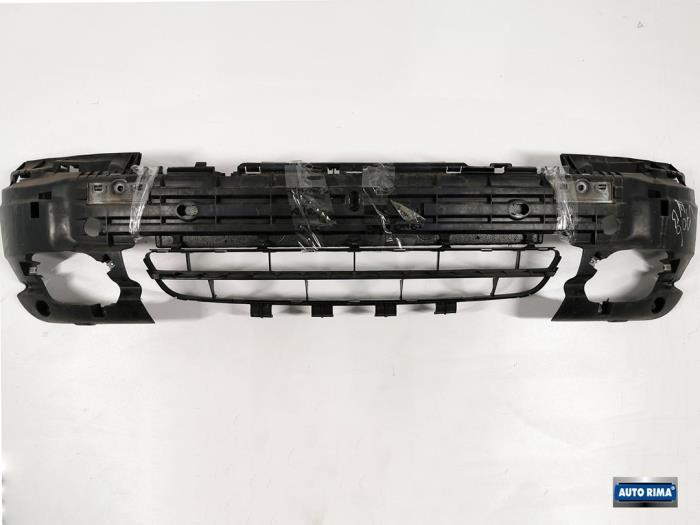 Remplissages de pare chocs avant d'un Volvo V70, -, 3 mois de garantie, -, -