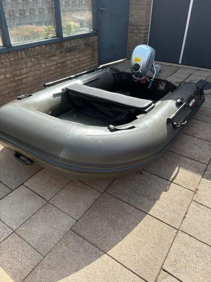 Raptor X-Wide 230, Watersport en Boten, Hengelsport | Karpervissen, Zo goed als nieuw, Ophalen