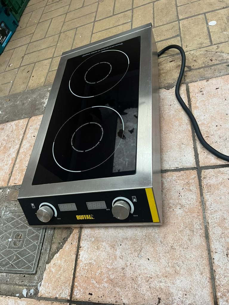 Inductiekookplaat Buffalo ( voor horeca), Ophalen, 3 kookzones of minder, Zo goed als nieuw, Inductie