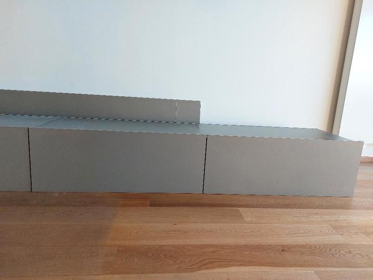 Lage kasten - Kleur beigegrijs, Huis en Inrichting, Kasten | Dressoirs, Gebruikt, 100 tot 150 cm, 50 tot 75 cm, Ophalen