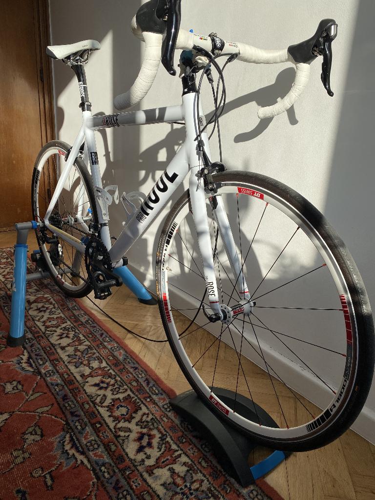 Rose Pro 2000 (57cm) – Shimano 105, DT Swiss + Tacx Trainer, Fietsen en Brommers, Gebruikt, Aluminium, 15 tot 20 versnellingen