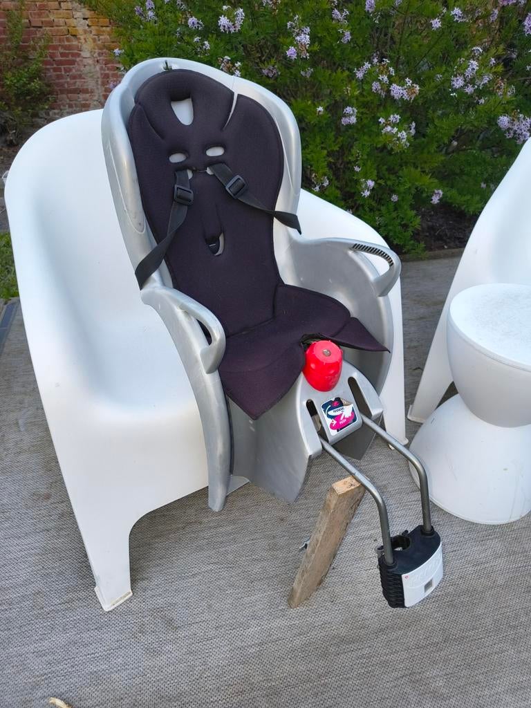 Fietsstoeltje, Vélos & Vélomoteurs, Accessoires vélo | Sièges de vélo, Repose-pieds, Enlèvement, Utilisé, 9 à 18 kg