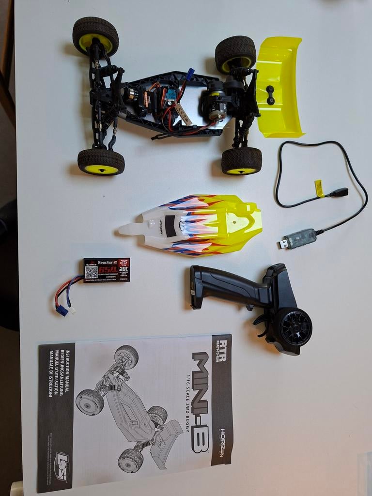 Losi Mini-B brushed, Hobby en Vrije tijd, Modelbouw | Radiografisch | Auto's, Ophalen of Verzenden