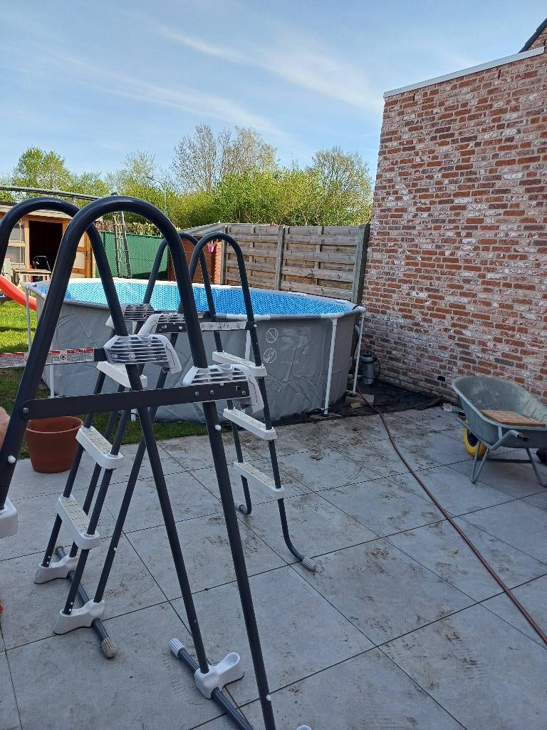 Zwembadladder, Tuin en Terras, Zwembad-toebehoren, Ophalen, Gebruikt, Ladder