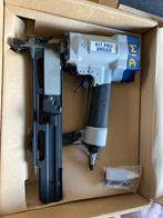 Agrafeuse, Enlèvement, Comme neuf