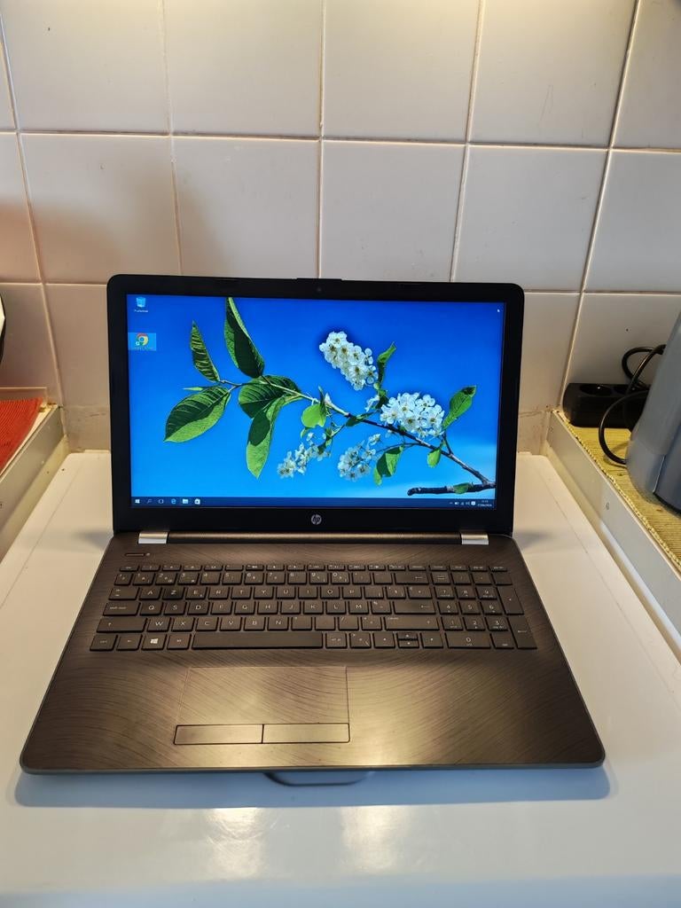 VITE = BONNE AFFAIRE ! Ordinateur portable HP Pavilion 15, AMD A4-6210 processor, Hp, HDD, Enlèvement ou Envoi