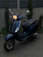 Vespa Sprint | A Klasse | bj2017 | Mat Blauw | 6.930km!!, Fietsen en Brommers, Gebruikt, Ophalen of Verzenden, Vespa, A Klasse