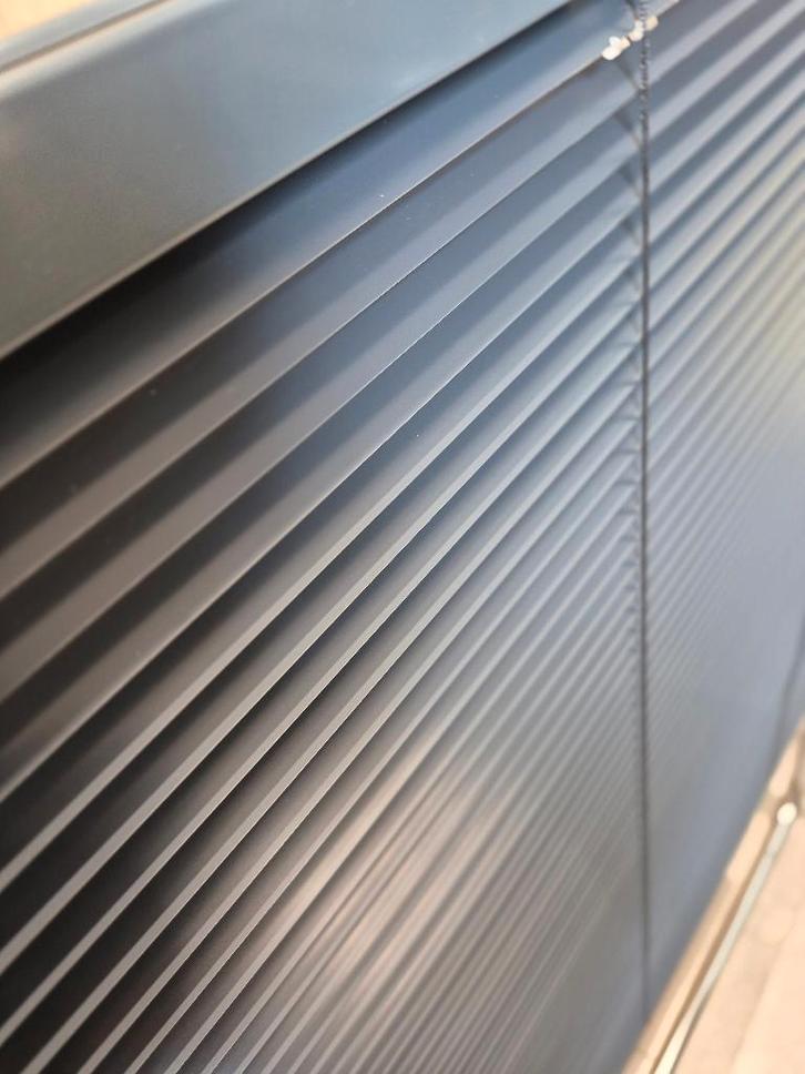 Aluminium lamellen, Huis en Inrichting, Stoffering | Gordijnen en Lamellen, Nieuw, Minder dan 100 cm, 50 tot 100 cm, Zwart, Blauw