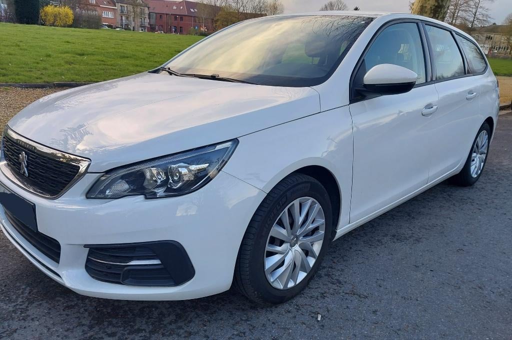 Peugeot 308 1.5HDI Blue Lease, Voorwielaandrijving, Stof, Euro 6, Wit