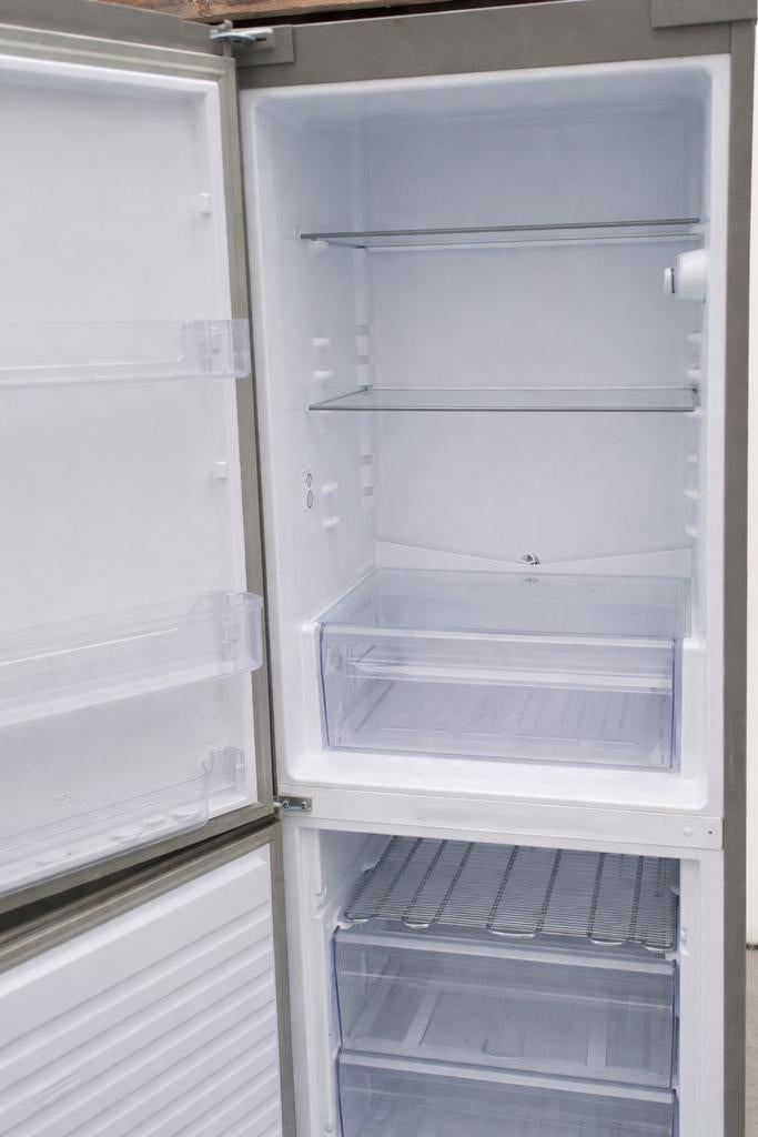 Frigo met diepvriezer, Enlèvement