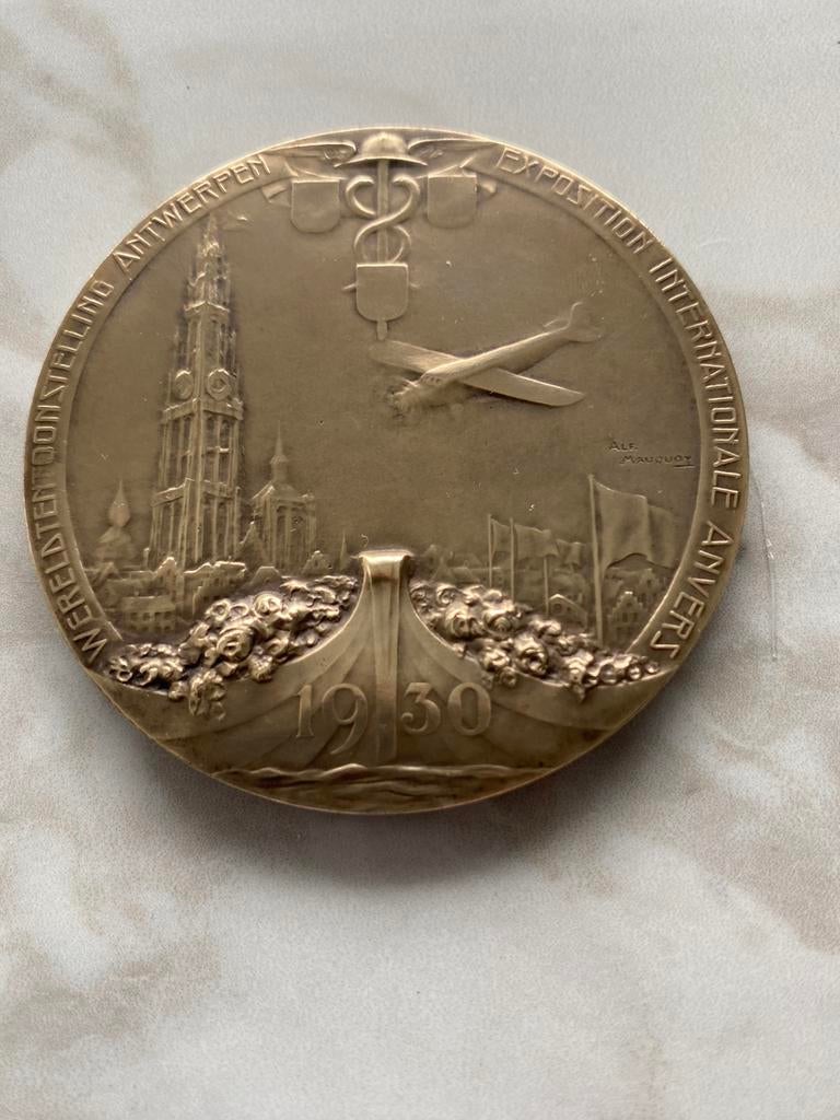 Medaille de l’exposition internationale Anvers 1930, Postzegels en Munten, Penningen en Medailles, Ophalen of Verzenden, Brons