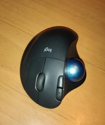 Logitech ERGO M575 beschikbaar voor biedingen