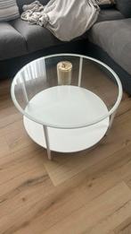 Witte IKEA tafel om weg te geven, Huis en Inrichting, Tafels | Salontafels, Ophalen, Zo goed als nieuw
