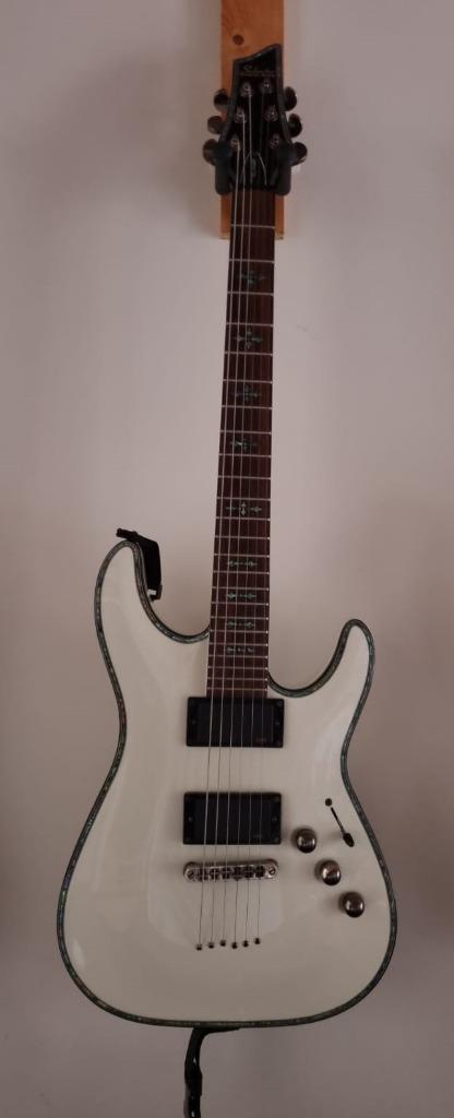 Schecter Hellraiser C1 White, Muziek en Instrumenten, Snaarinstrumenten | Gitaren | Elektrisch, Gebruikt, Solid body, Overige merken