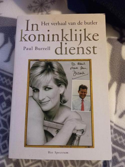 in koninklijke dienst ( paul burrell ), Verzamelen, Koningshuis en Royalty, Zo goed als nieuw, Verzenden