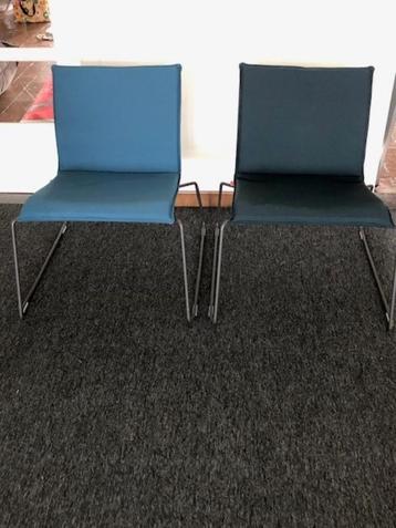 zeteltjes beschikbaar voor biedingen