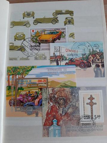 Thema:  Blauw album met 96 blokken° wereld (27) beschikbaar voor biedingen