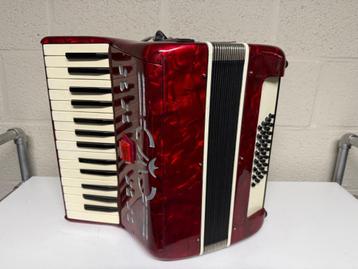 Zelfspelende Playback Accordeon beschikbaar voor biedingen