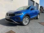 Volkswagen T-Roc T-ROC 1.5TSI 150PK BLAUW (bj 2023), Auto's, Automaat, 4 cilinders, Blauw, Leder en Stof