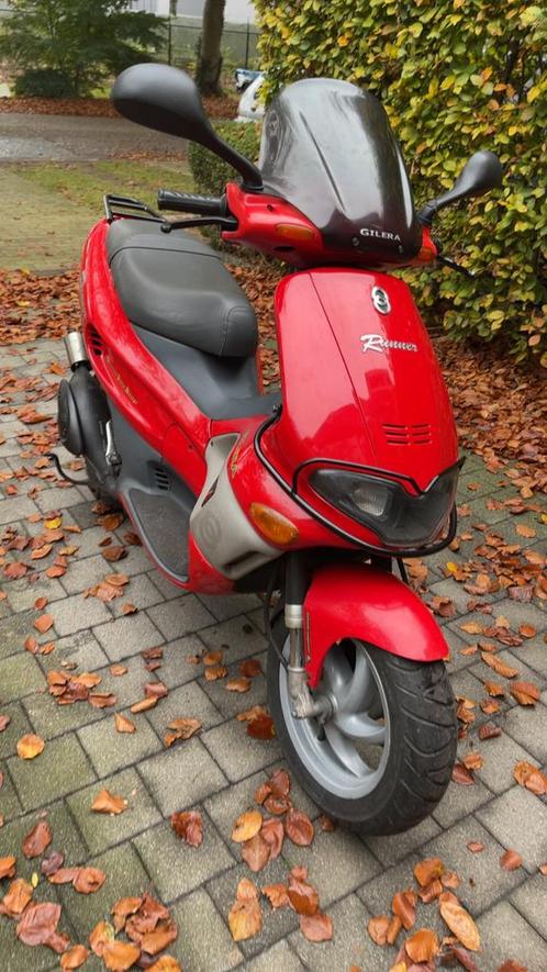 Gilera runner B klasse, Fietsen en Brommers, Scooters | Piaggio, Gebruikt, Overige modellen, Klasse B (45 km/u), Tweetakt, Ophalen