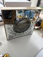 Decoratieve wandklok met spiegelglas en tandwielontwerp, Huis en Inrichting, Verzenden, Wandklok