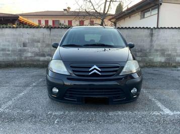 Citroën C3 1.1i Essence avec CT Vente, Carpass et Carnet. disponible aux enchères