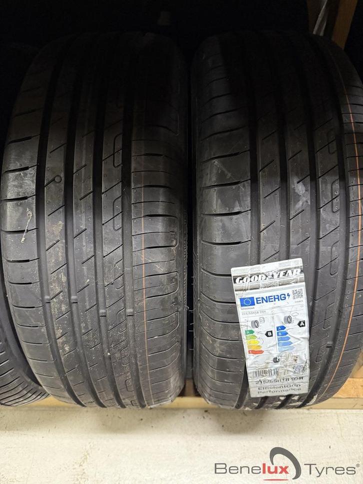 nieuw 215/55R18 95H Goodyear 215/55 R18 215/55/18 2155518, Auto-onderdelen, Banden en Velgen, Band(en), Zomerbanden, 18 inch, 215 mm