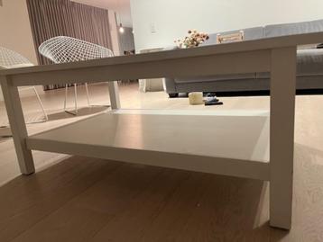 salontafel beschikbaar voor biedingen