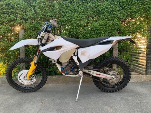 Husqvarna FE 350 2014, Motoren, Motoren | Husqvarna, Particulier, Enduro, 11 kW of minder, 1 cilinder, Ophalen