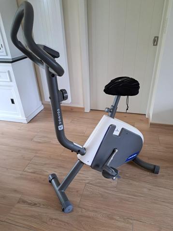 Hometrainer Domyos vm 230 decathlon, Sport en Fitness, Ophalen, Zo goed als nieuw, Benen, Hometrainer