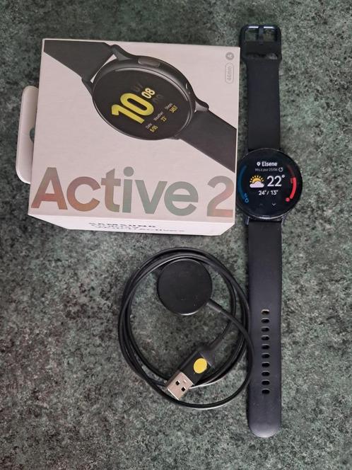 Montre connectée Samsung Galaxy Watch Active 2 noire super, Bijoux, Sacs & Beauté, Montres connectées, Android, État, GPS, Enlèvement ou Envoi