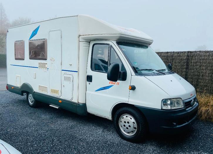Trigano Elliot, Caravanes & Camping, Camping-cars, Entreprise, jusqu'à 4, Semi-intégral, Fiat, Fiat, Diesel, Boîte manuelle, Siège standard