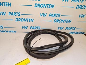 Portierrubber 2Deurs rechts van een Volkswagen UP beschikbaar voor biedingen