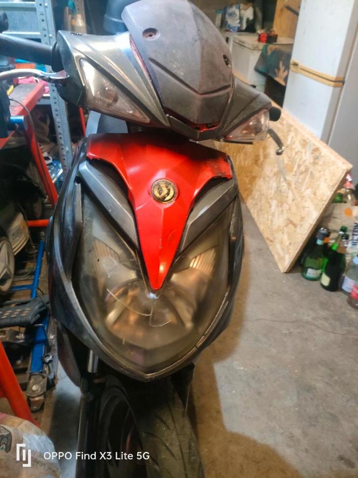 Sym pour pièces uniquement, Vélos & Vélomoteurs, Scooters | SYM, Utilisé, Autres modèles, Essence, Enlèvement