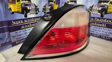 Opel astra H. hatchback. achterlicht recht. rtnr 159732 beschikbaar voor biedingen