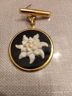 Edelweiss speld, Enlèvement