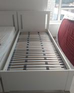 Eenpersoonsbed, geen matras, Huis en Inrichting, Ophalen, Gebruikt