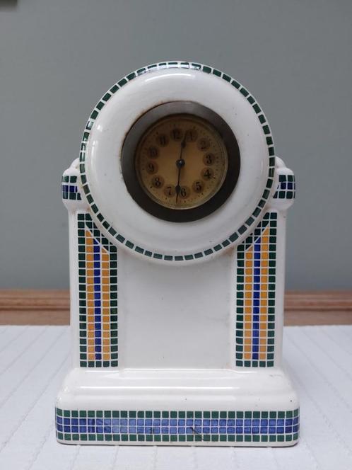 Antieke klok in faience, Antiek en Kunst, Antiek | Klokken, Ophalen of Verzenden