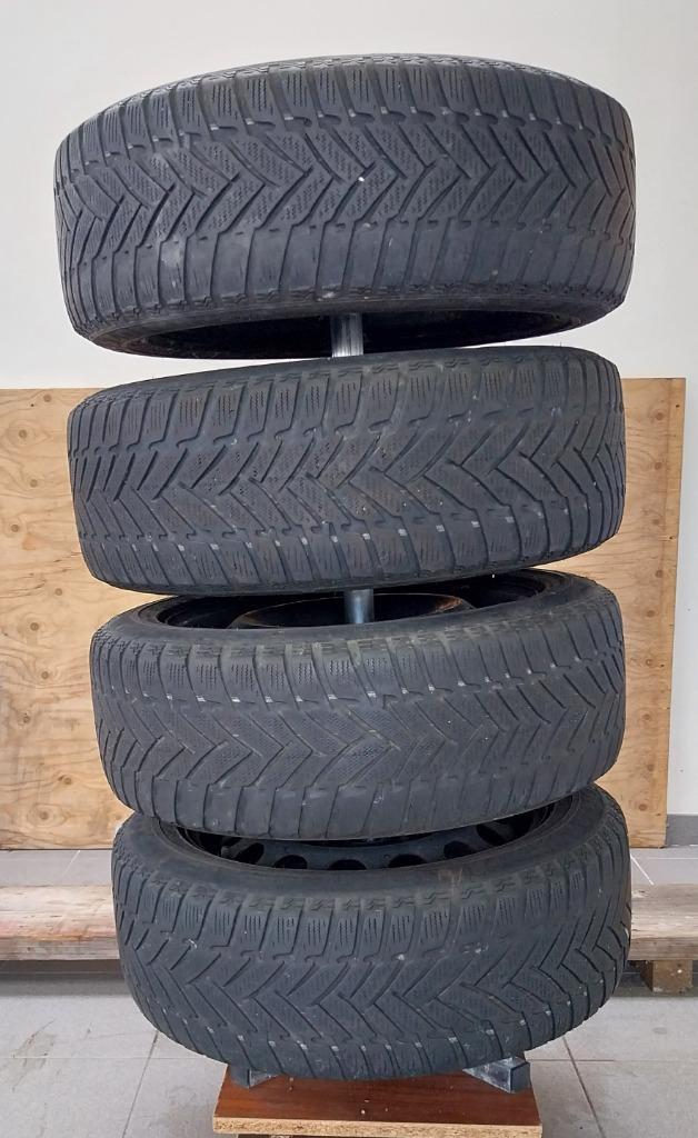 Winterbanden, Auto-onderdelen, Banden en Velgen, Banden en Velgen, Winterbanden, 16 inch, 205 mm, Personenwagen, Gebruikt, Ophalen