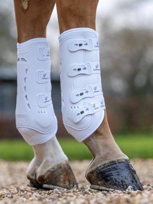 Lemieux Ultra Mesh Snug Boot wit Medium SALE!, Dieren en Toebehoren, Paarden en Pony's | Beschermers, Nieuw, Rijden, Springen