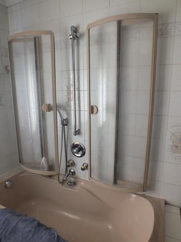 douchescherm beschikbaar voor biedingen