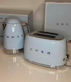 SMEG NEW Set blauw nieuwe waterkoker en broodrooster, Elektronische apparatuur, Fornuizen, Ophalen of Verzenden