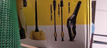 Karcher k3 full contrôle avec accessoires utilisé une seule
